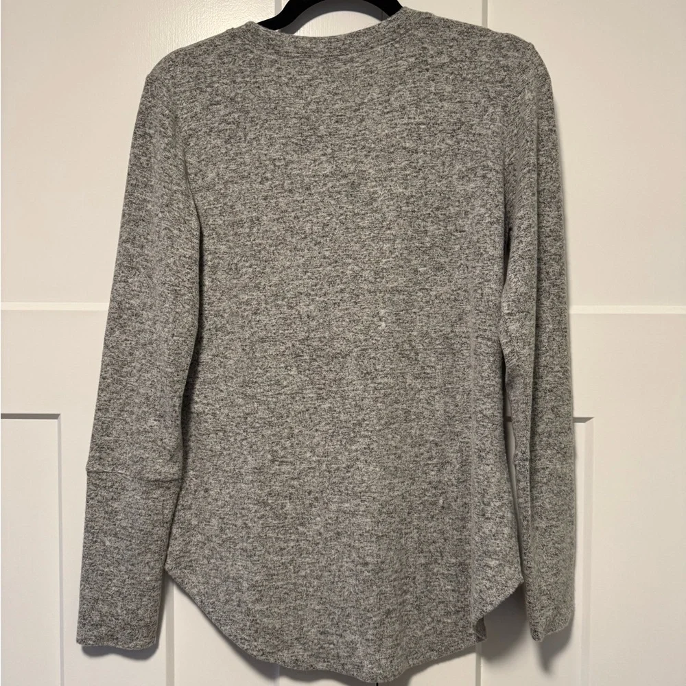New England Patriots Long Sleeve Shirt - Picture 2 of 4